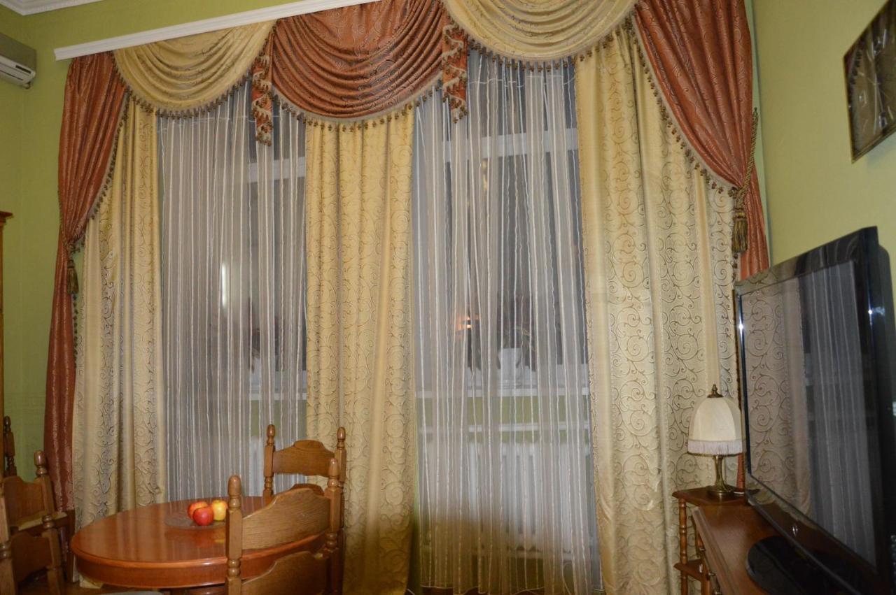 Knaus Apartments Chernivtsi Luaran gambar